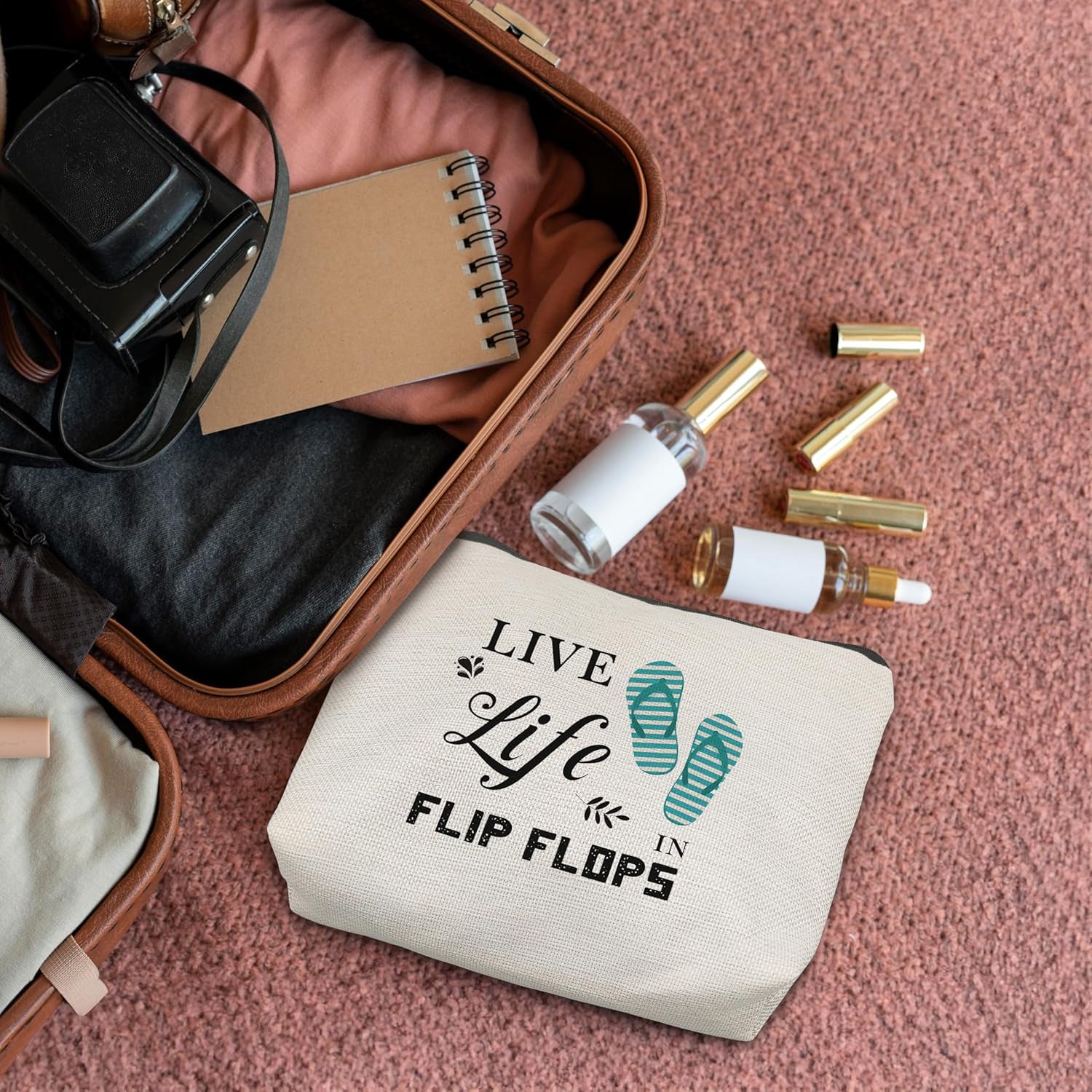 Beach Makeup Bag, Summer Makeup Bag, Beach Cosmetic Bag, Beach Gifts for Women Friends, Beach Stuff for Women, Summer Beach Essentials, Women Beach Weekend Gifts