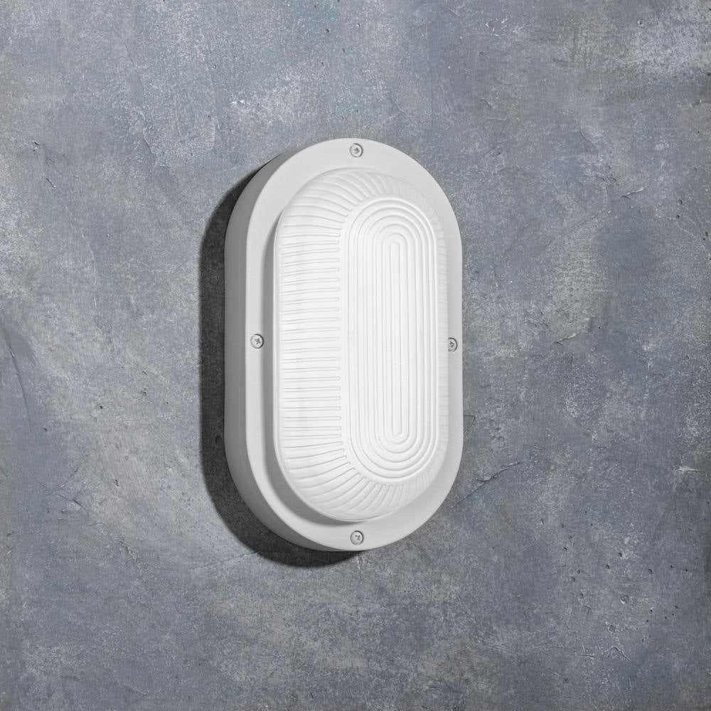 Coastal White Outdoor Integrated LED Wall Lantern