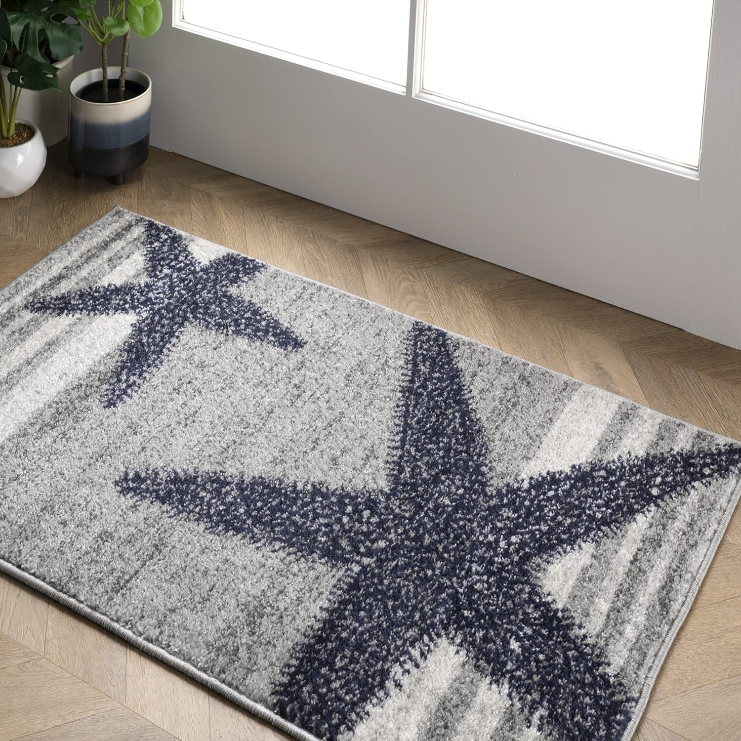 Starfish and Striped Accent Rug, 2X4, Grey